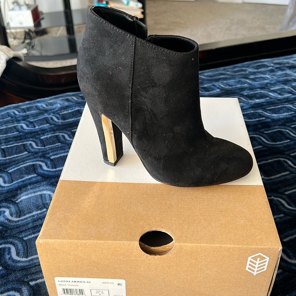 Call it spring brand - Lovelarwen- black nubuck booties